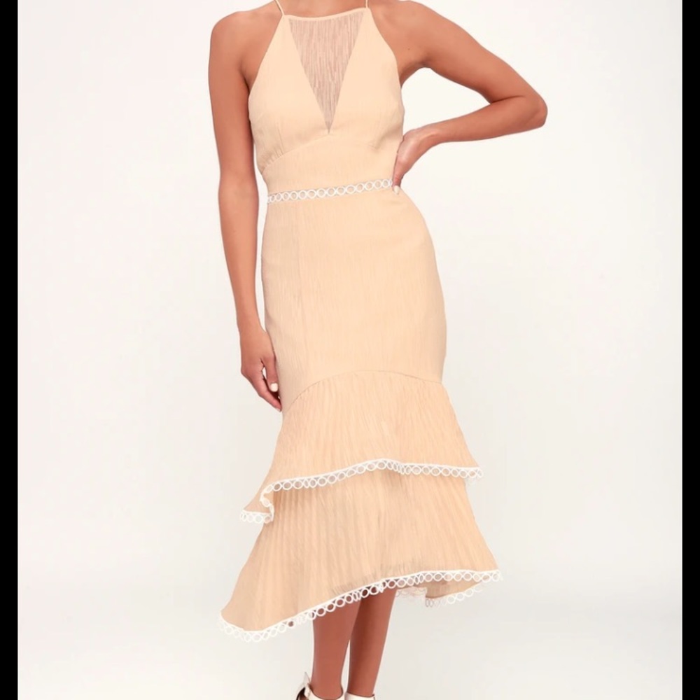 Keepsake tiered ruffled midi dress EUC size M